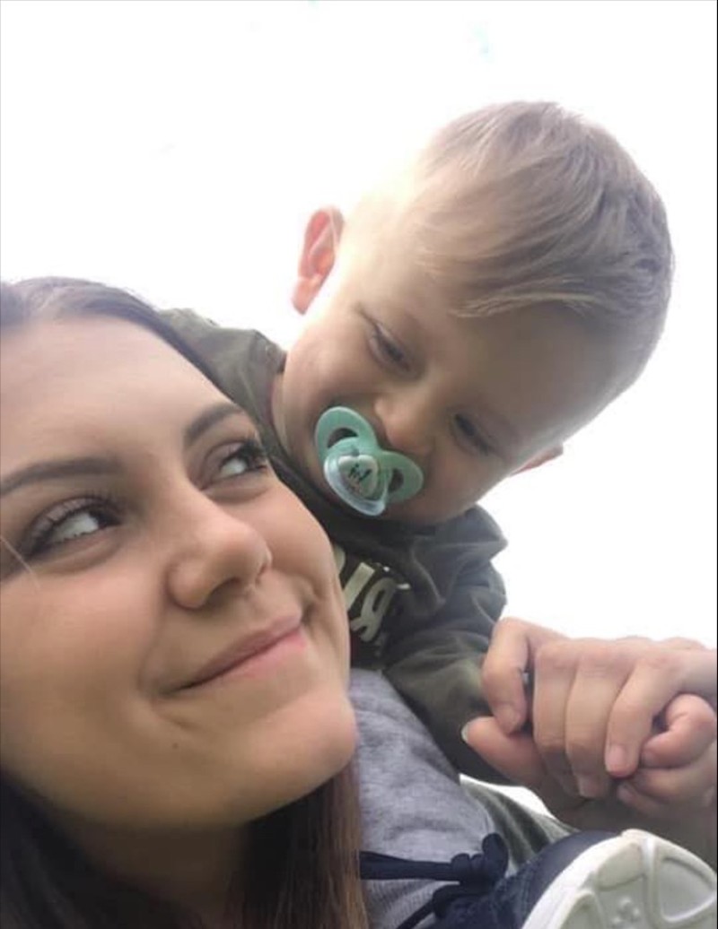 Other image for Tributes to young mum killed in crash